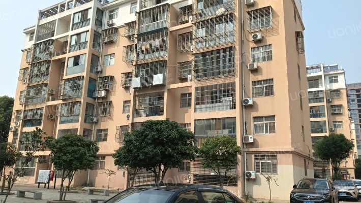 云湾小区外景图