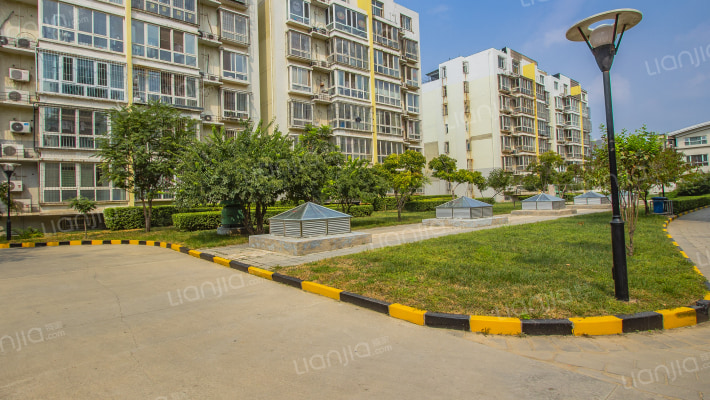 第七大街外景图