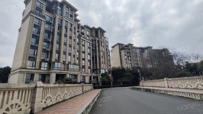 瑞居绿岛外景图