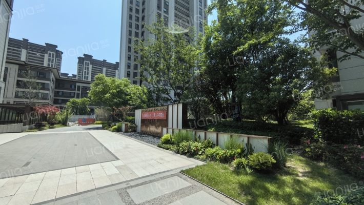 中海九樾外景图