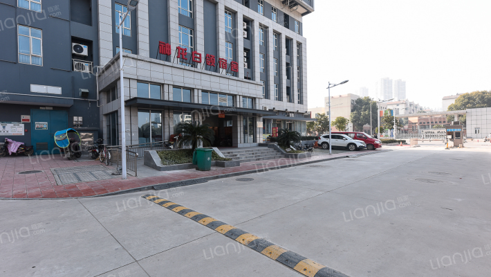 神龙白领宿舍外景图