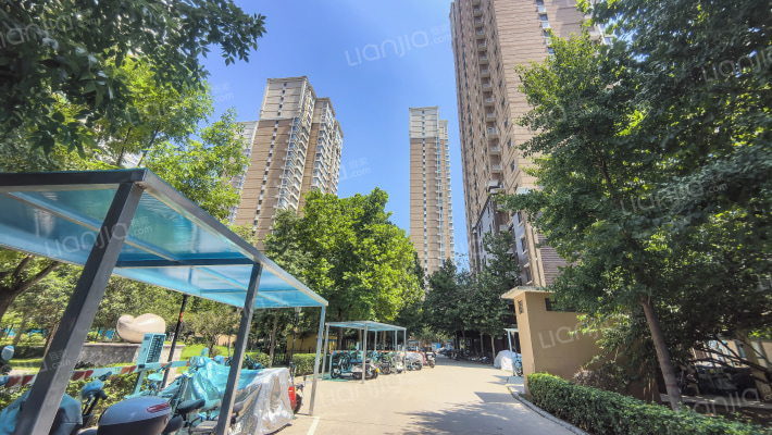 盛世春天南区外景图