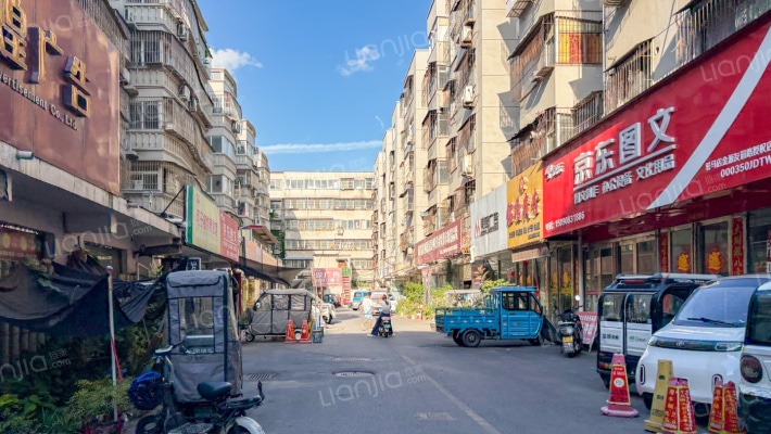 万隆小区外景图