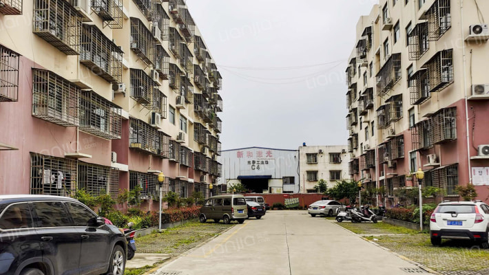 光彩公寓外景图