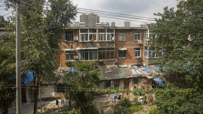 钢管公司外景图