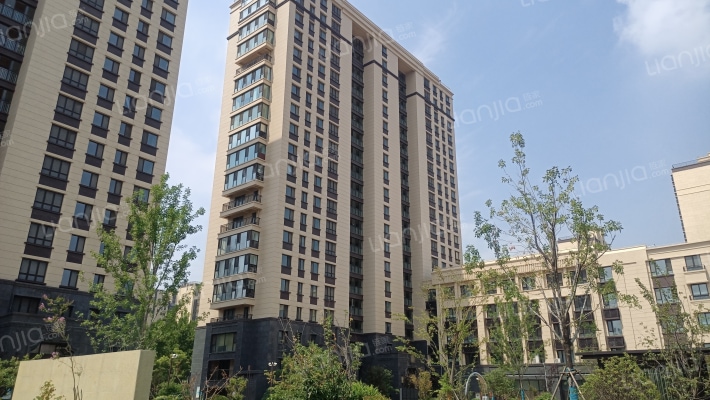 德润铂悦外景图