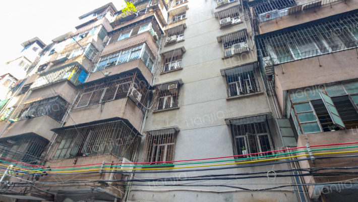 花边新苑外景图