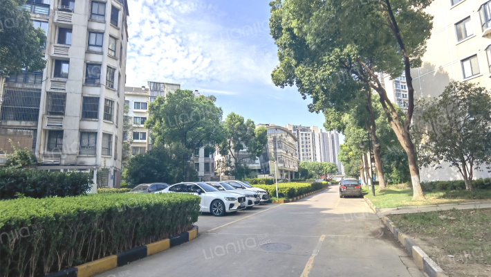 凤宾家园东区外景图