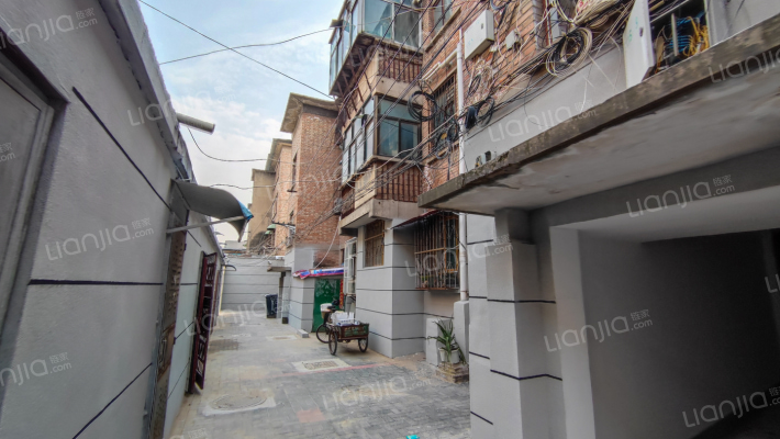 电缆厂家属院外景图