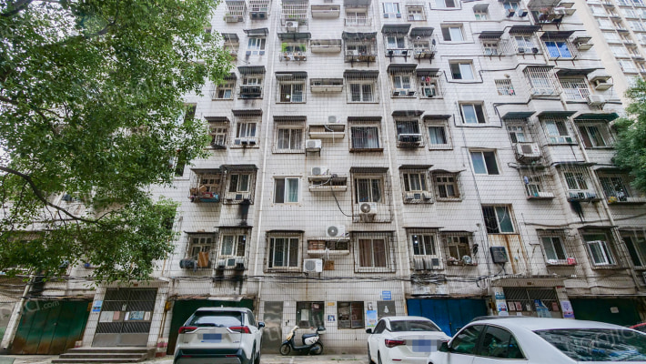 解放西路铁路宿舍外景图