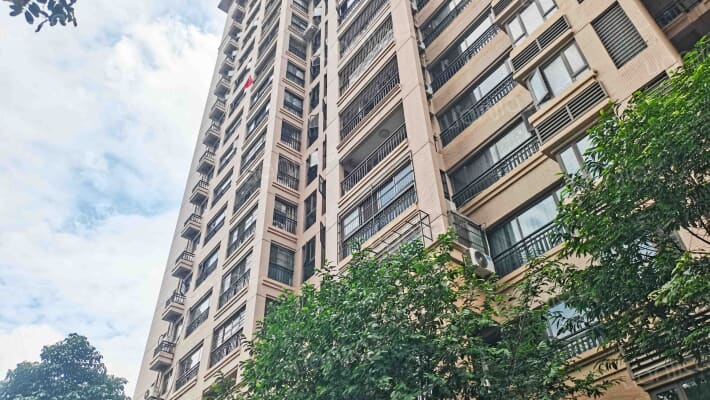 盛天青山郡外景图