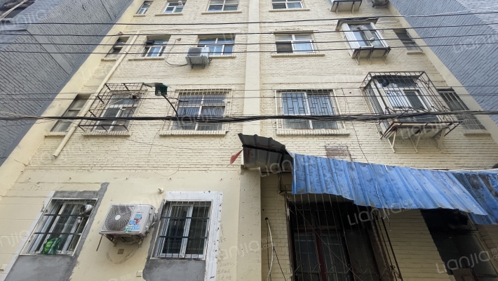 郝庄巷烟酒公司住宅楼外景图