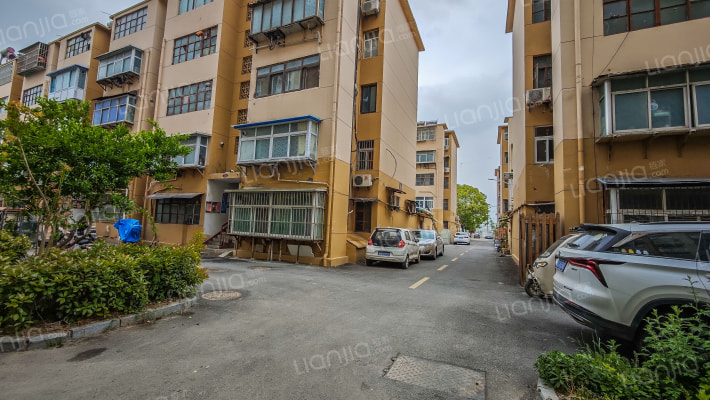 绿化小区外景图