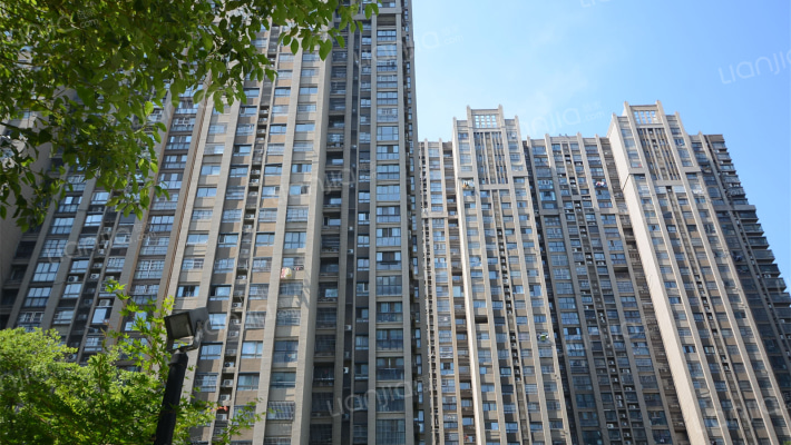 绿地世纪城四期外景图