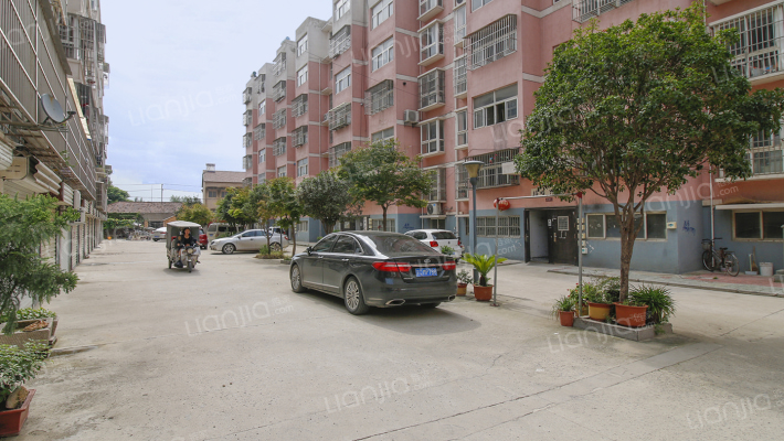 东福花园外景图