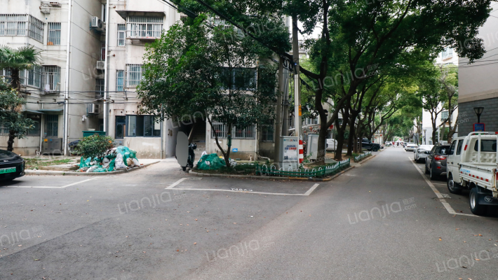 中杨新村外景图