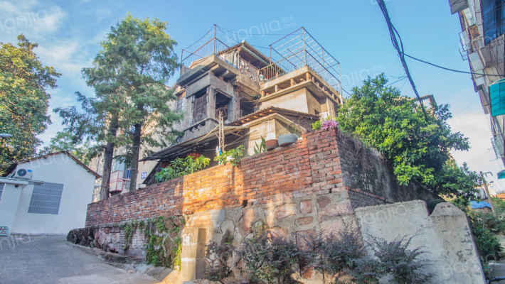 青山二弄外景图