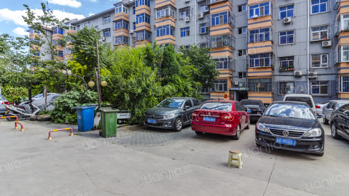 顺安小区外景图