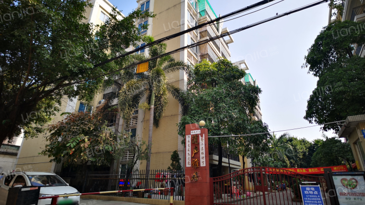 莲声雅居外景图