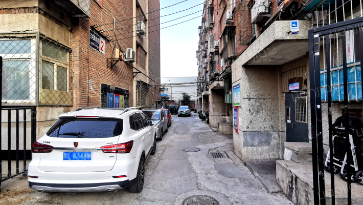 古城副食楼外景图