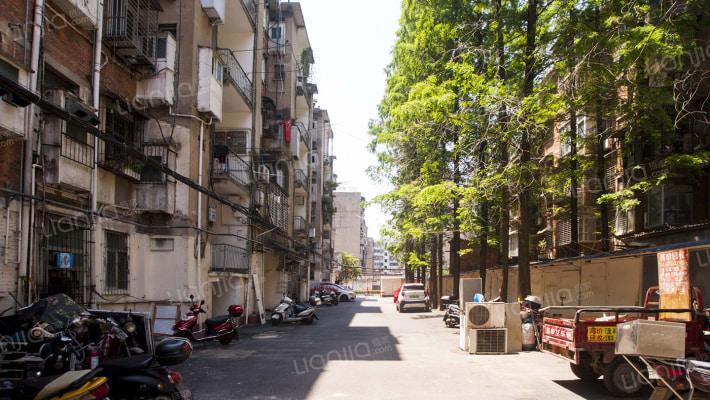 客运段家属院外景图