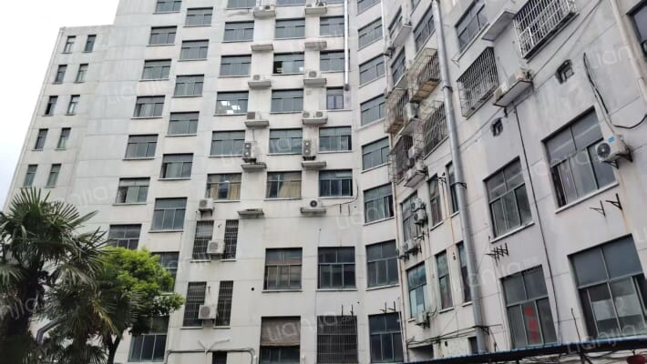 华尔兹花苑外景图
