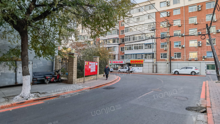 泰来街工商银行家属楼宿舍外景图