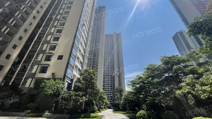 中交蓝色海湾外景图