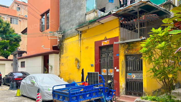 里美前街外景图