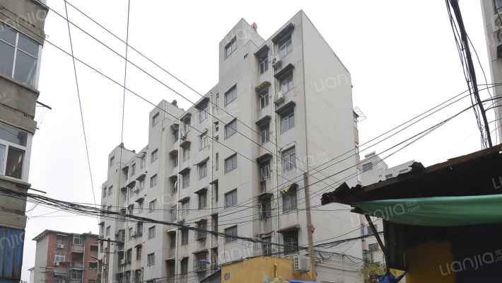 铁路家属院南院外景图