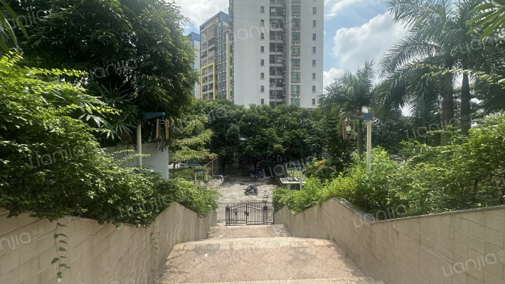 狮峰花园外景图