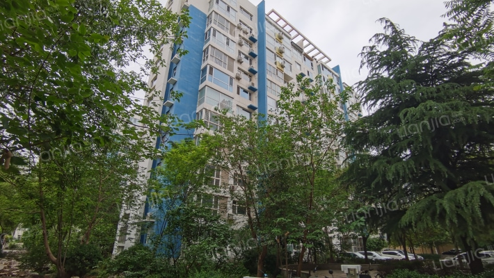 泊爱蓝岛外景图