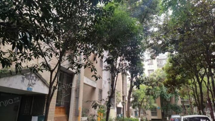 新都镇医学院小区外景图