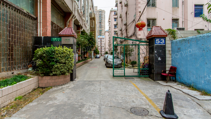 众盛公寓外景图