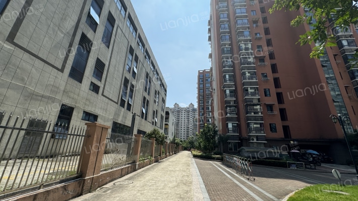 霁虹雅苑外景图