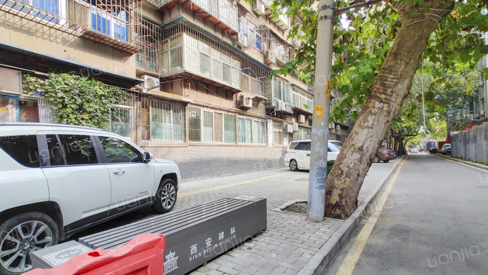 东大街130号外景图