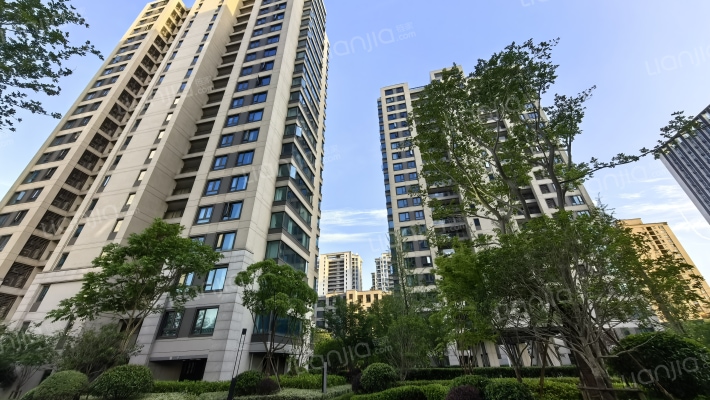 世茂璀璨澜庭外景图