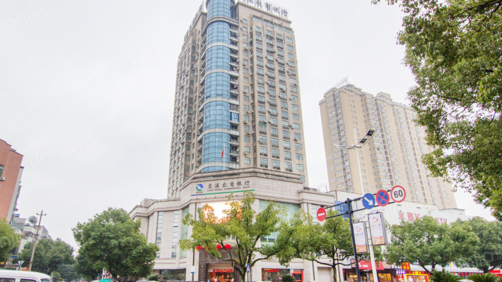 信联大厦四季华庭外景图