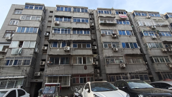 化校宿舍外景图