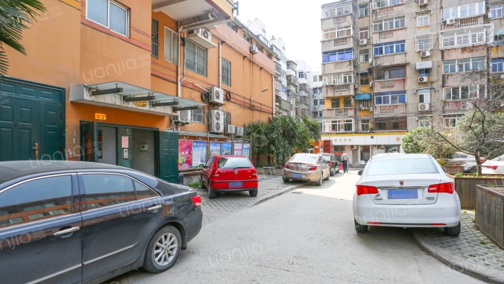 舜禾公寓外景图