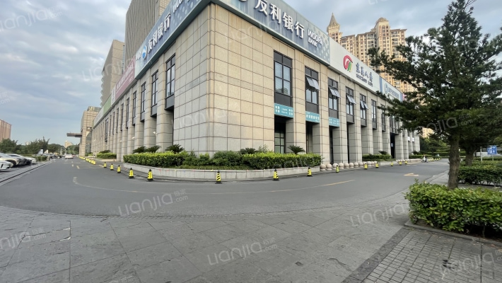 华昌东方广场外景图
