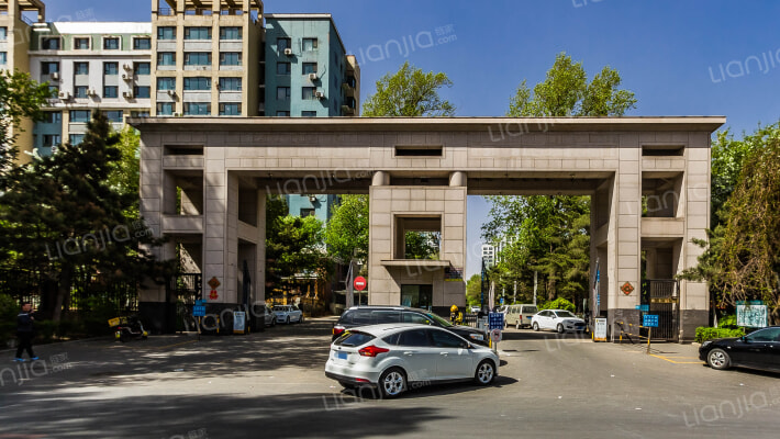 长春富苑华城房价怎么样富苑华城房源户型图小区车位交通地址详情分析