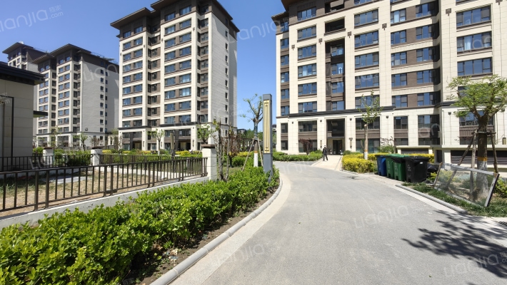 天铂晗园外景图