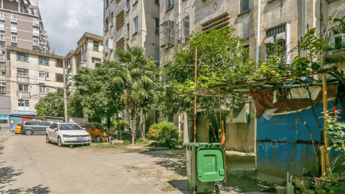 人民中路128号院外景图