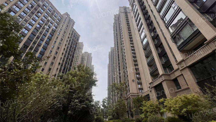 华发中城荟中央首府外景图