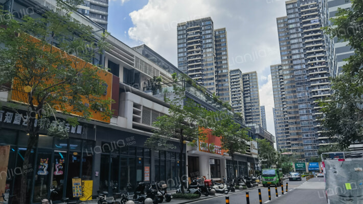 天麟时代广场外景图