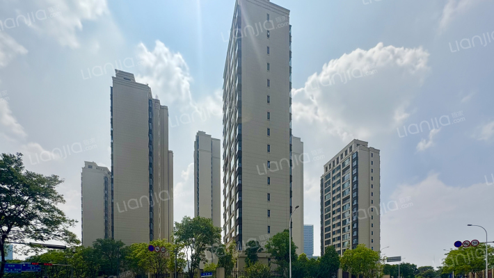 海尔翡翠文华K区外景图