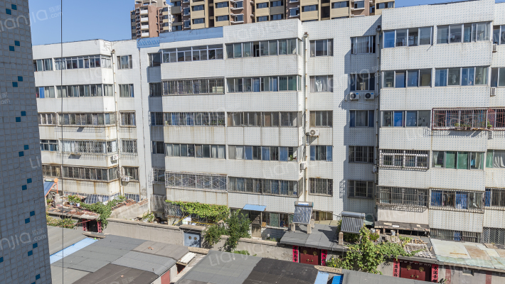 樱南樱华园小区北区外景图