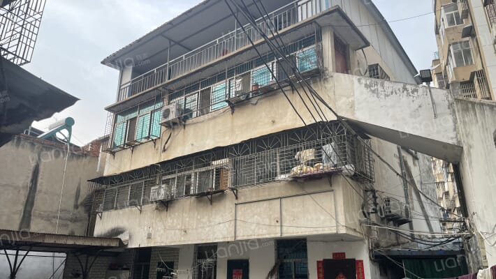 永和公司家属楼外景图