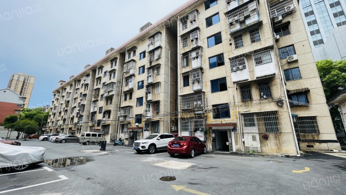 发展大院外景图